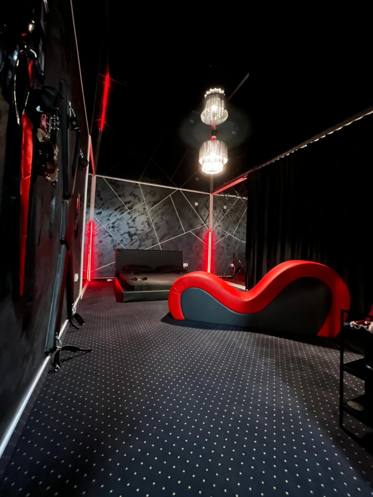 Adult Only Fantasy Room Bucharest Luaran gambar